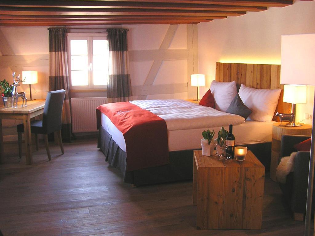 Landgasthof Weisses Lamm Engelthal 외부 사진